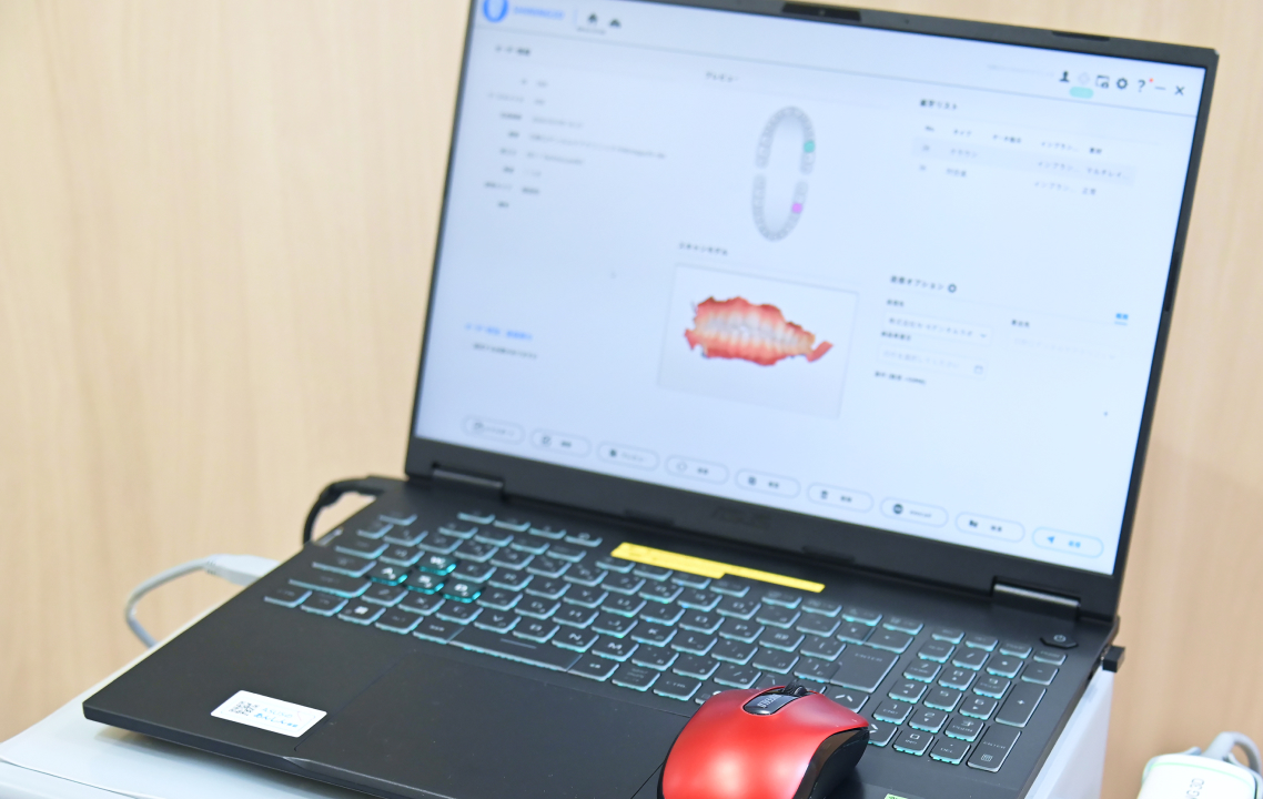 サージカルガイドを活用した<br>精密なインプラント治療